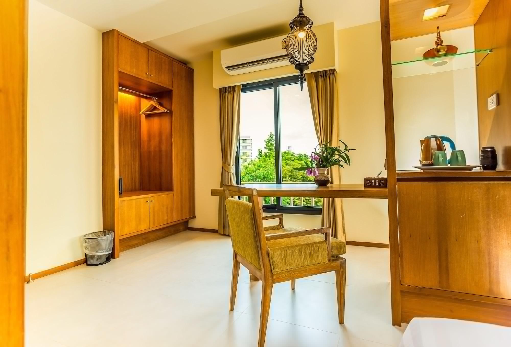The Signature Hotel @ Thapae Чиангмай Экстерьер фото