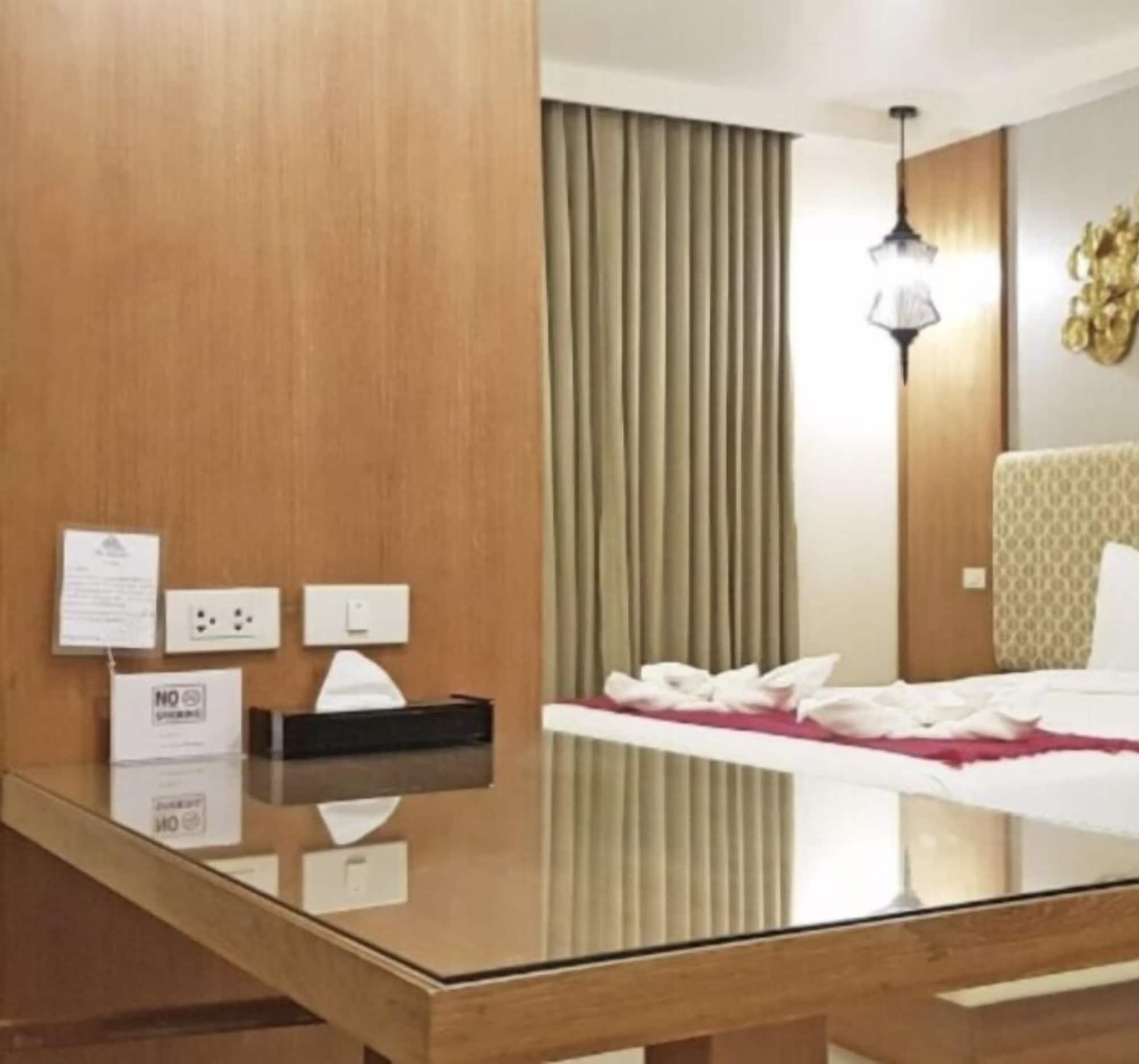 The Signature Hotel @ Thapae Чиангмай Экстерьер фото